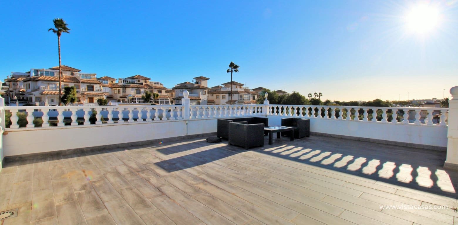 4 slaapkamer Villa te koop in Playa Flamenca met zwembad - € 399.950 (Ref: 9532457)