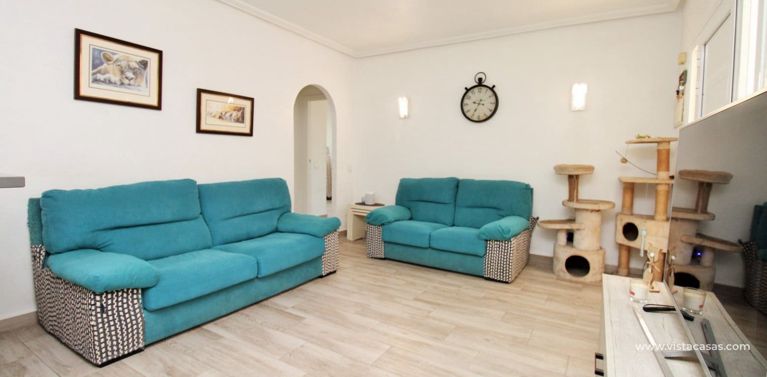 4 slaapkamer Villa te koop in Playa Flamenca met zwembad - € 399.950 (Ref: 9532457)