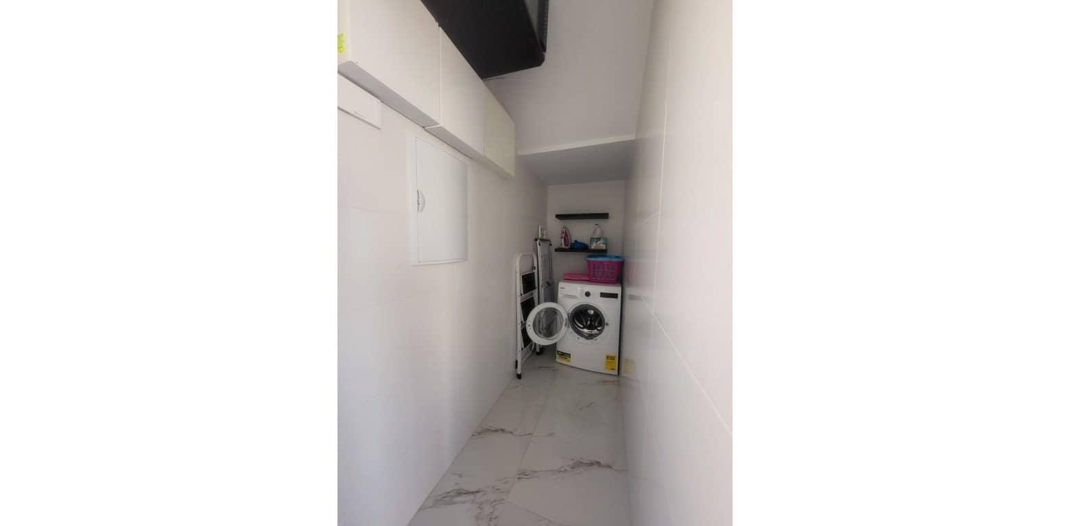 3 makuuhuone Huvila myytävänä paikassa Villamartin - 400 000 € (Ref: 9541872)