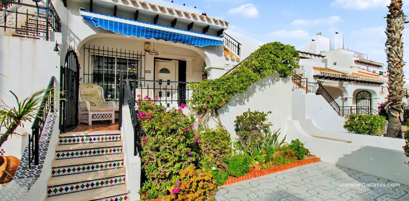 Bungalow de 2 habitaciones en Villamartin en venta con piscina - 199.995 € (Ref: 9544489)