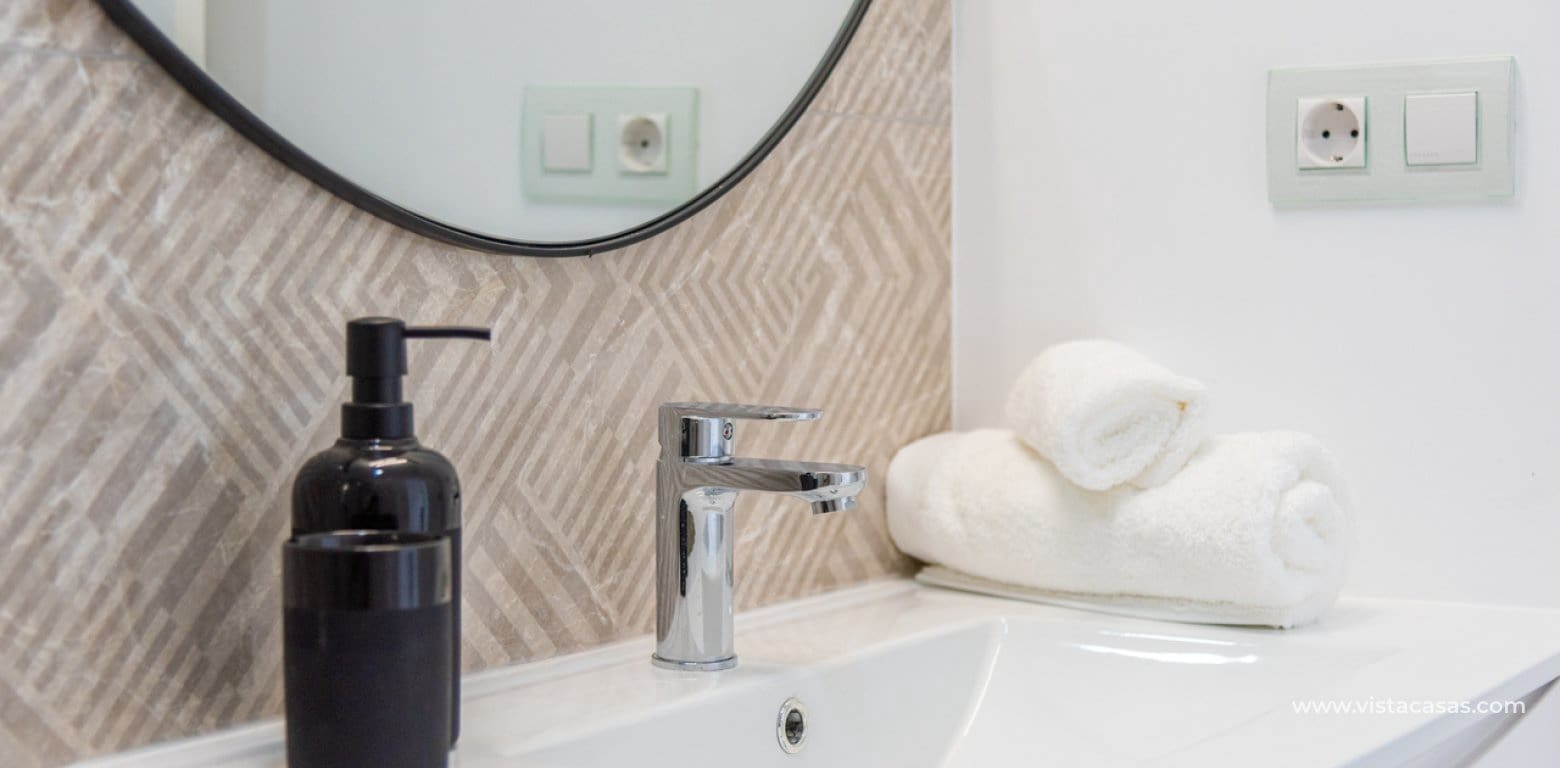 1 bedroom Apartment for sale in San Miguel de Salinas - € 140,000 (Ref: 9552611)