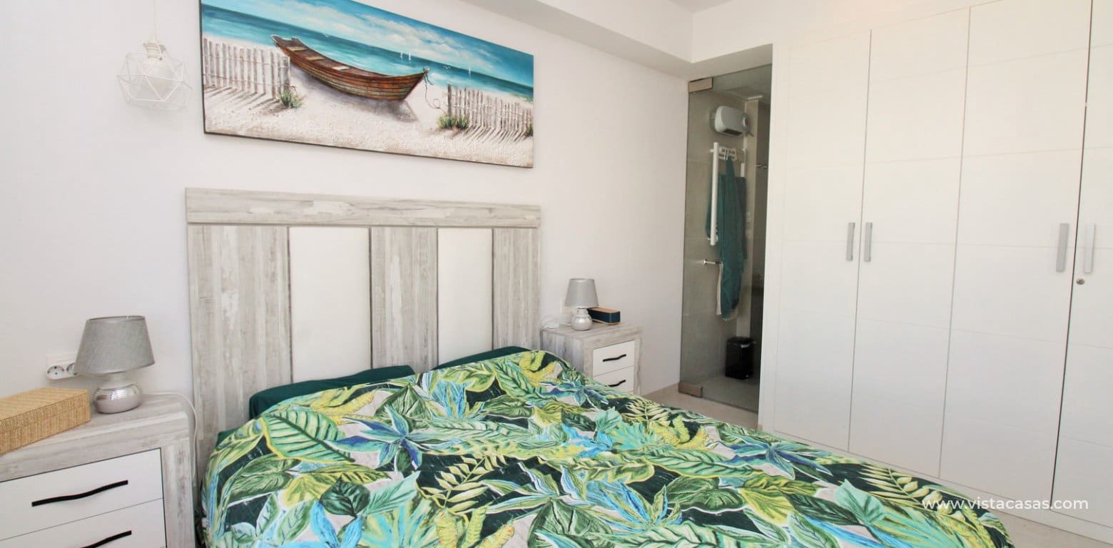 Casa de 2 habitaciones en Villamartin en venta con piscina - 294.990 € (Ref: 9553148)