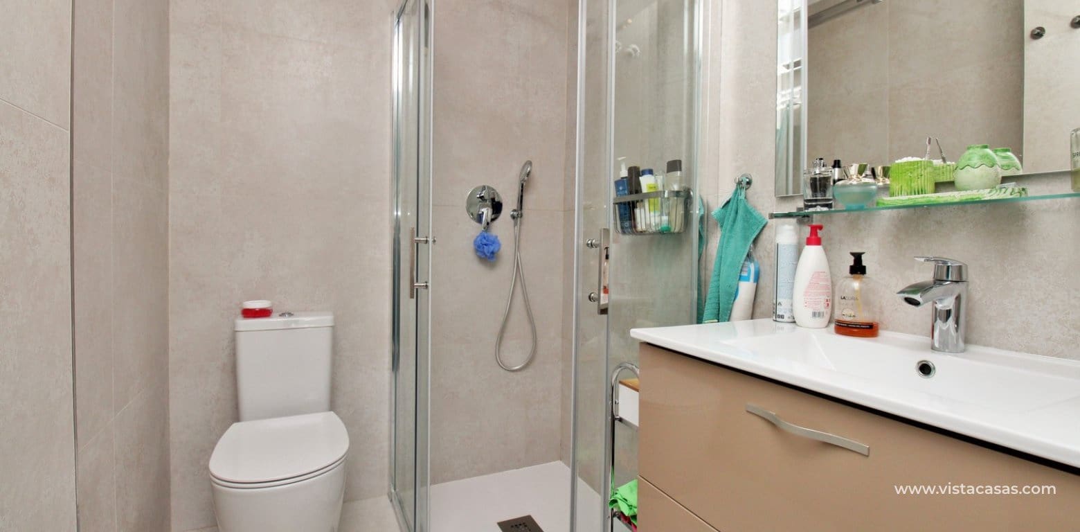 Casa de 2 habitaciones en Villamartin en venta con piscina - 294.990 € (Ref: 9553148)