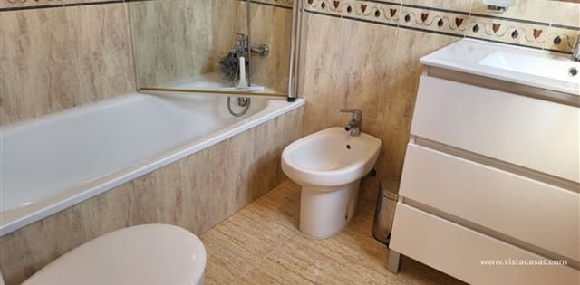 3 makuuhuone Huvila myytävänä paikassa Villamartin, Orihuela - 375 000 € (Ref: 9562218)