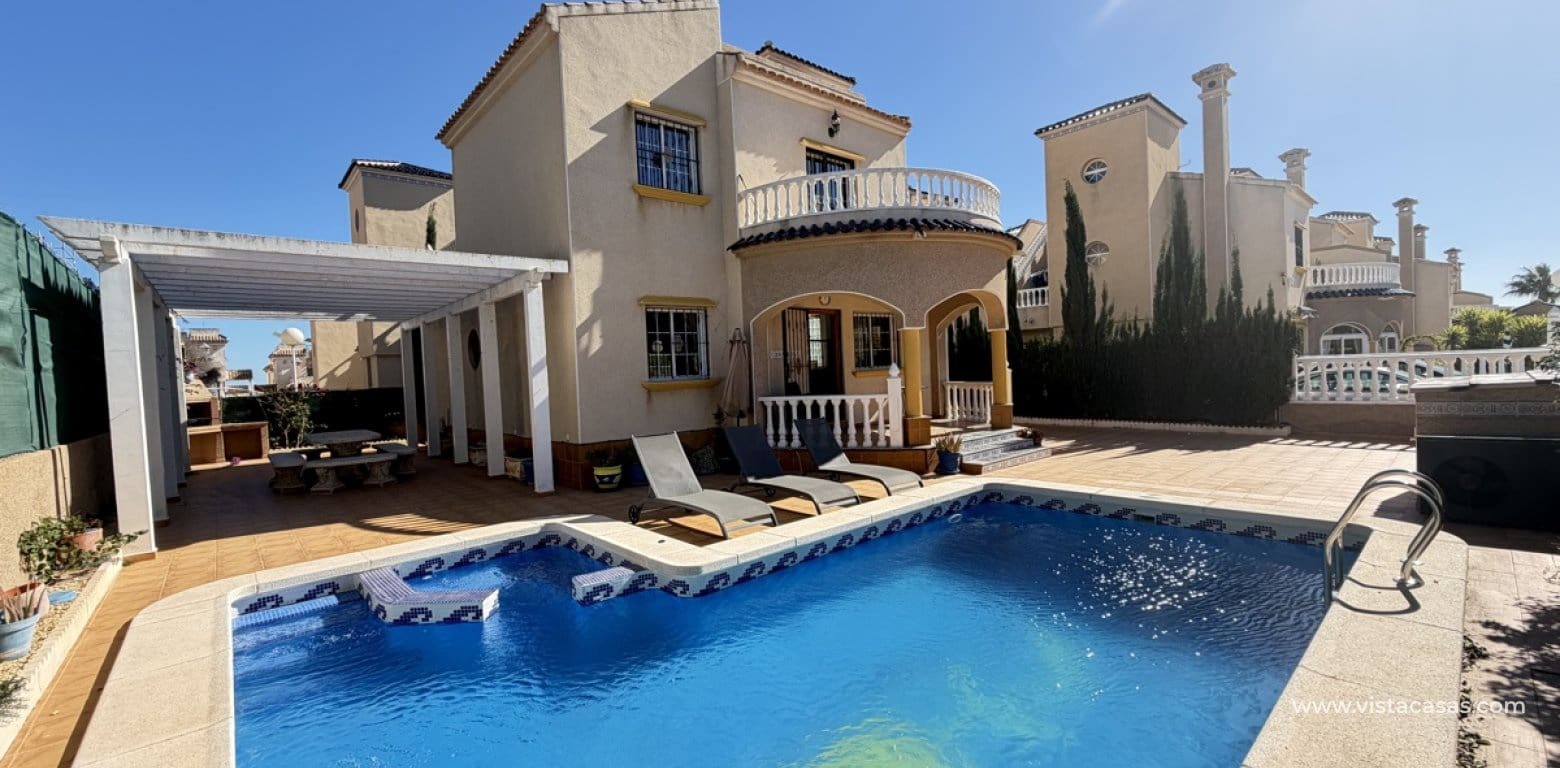 3 bedroom Villa for sale in Villamartin - € 375,000 (Ref: 9562218)