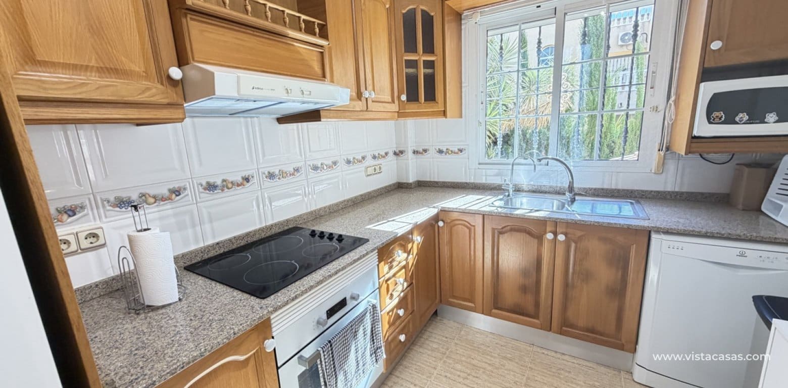 3 bedroom Villa for sale in Villamartin - € 375,000 (Ref: 9562218)