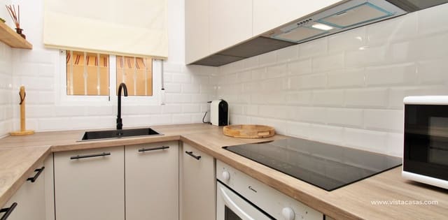 2 sovrum Hus till salu i Villamartin, Orihuela med pool - 179 000 € (Ref: 9566248)