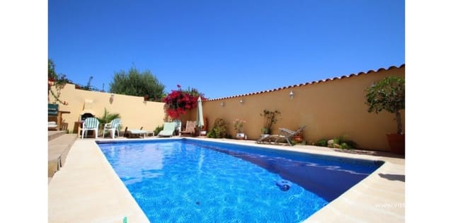 4 soveværelse Villa til salg i Villamartin, Orihuela - € 345.000 (Ref: 9569251)