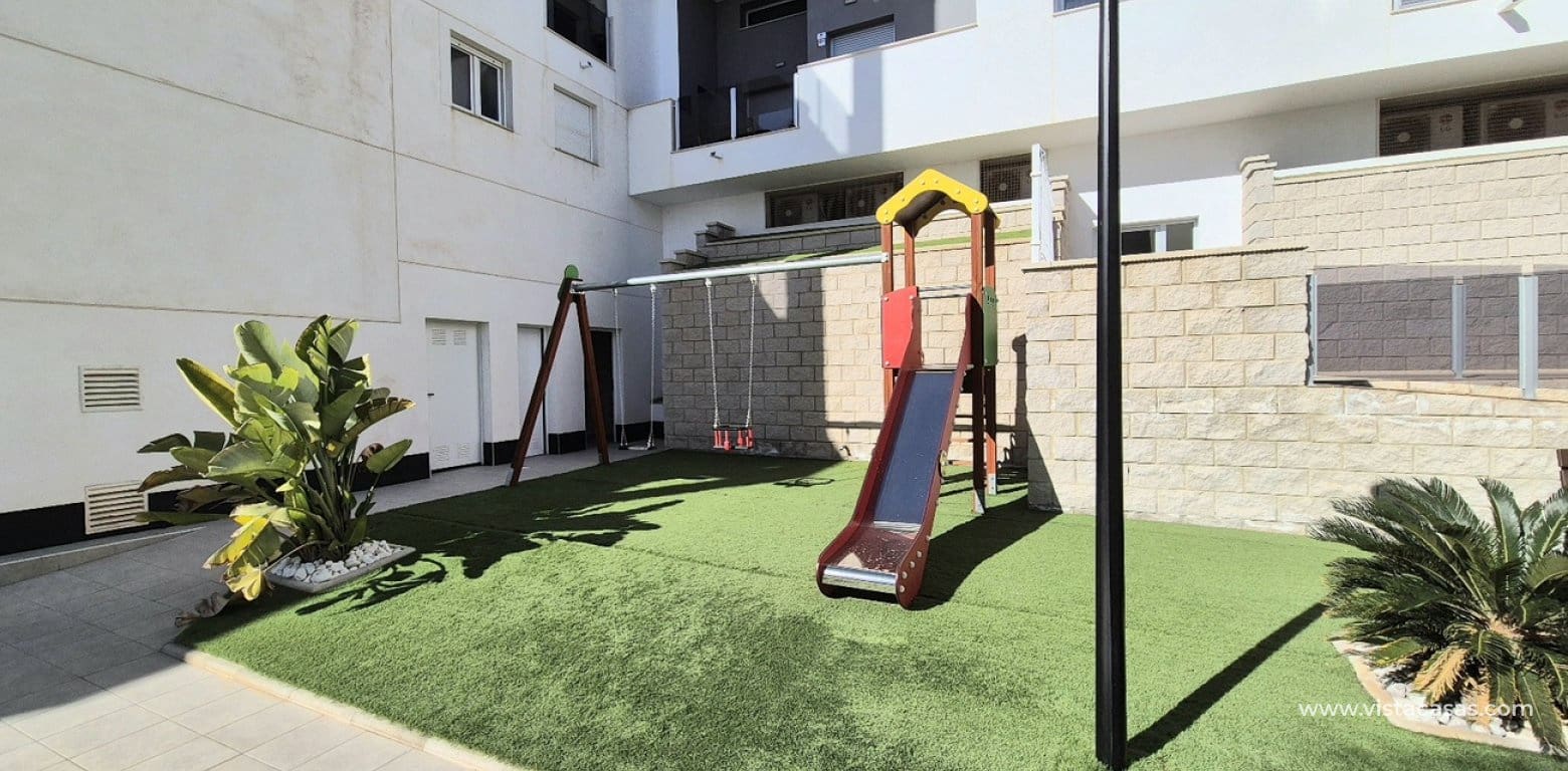 2 quarto Apartamento para venda em Villamartin - 199 995 € (Ref: 9569252)