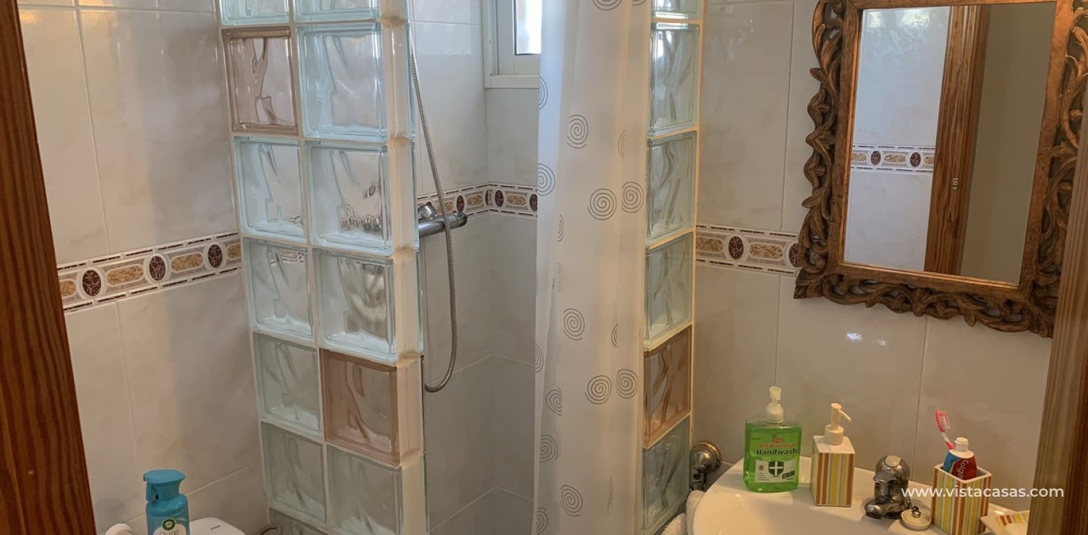 3 makuuhuone Huvila myytävänä paikassa Villamartin - 299 950 € (Ref: 9571605)