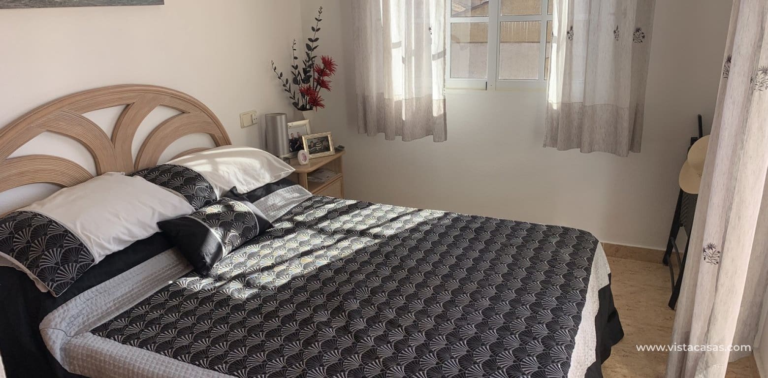 3 makuuhuone Huvila myytävänä paikassa Villamartin - 299 950 € (Ref: 9571605)