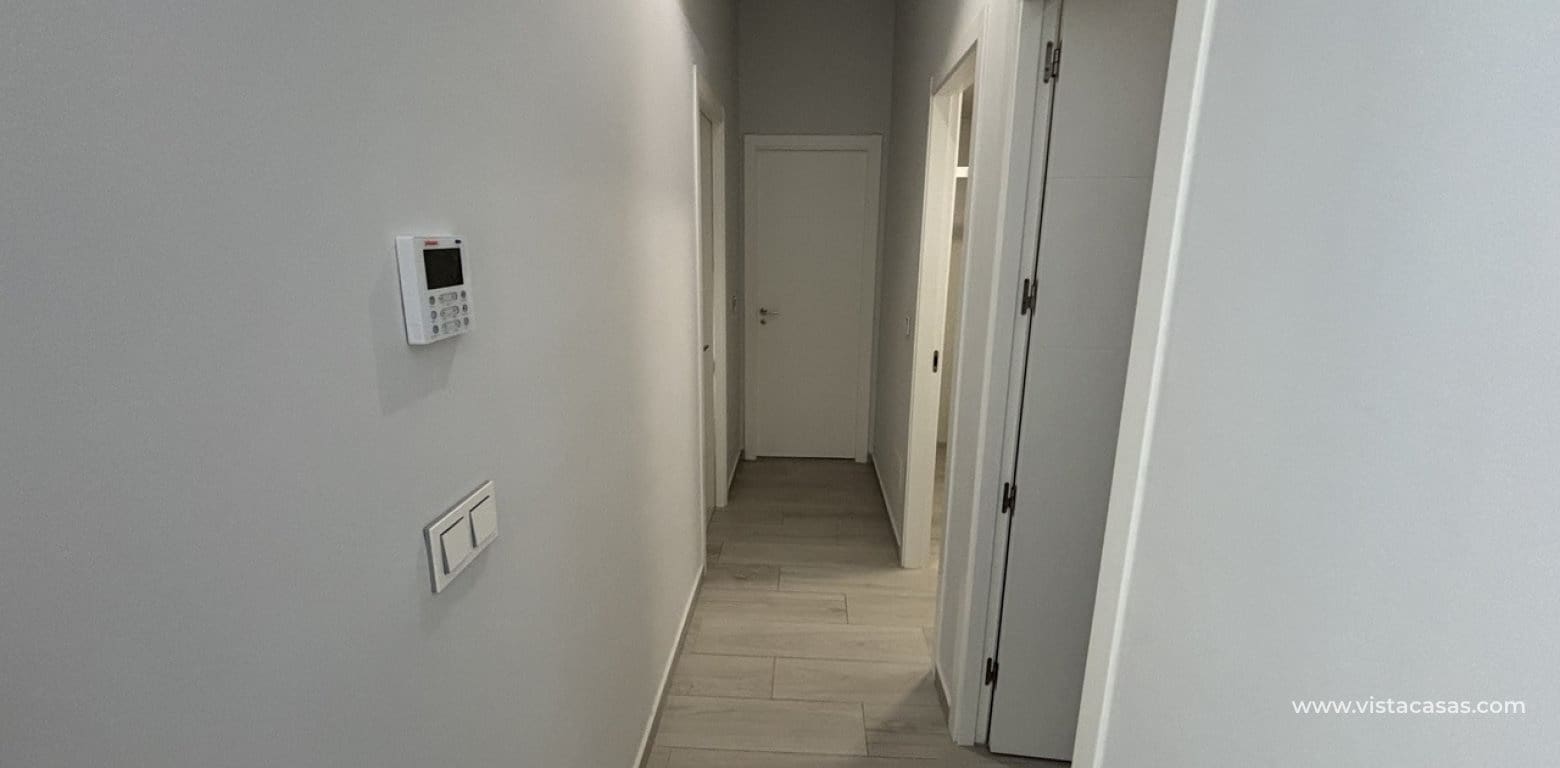 2 sovrum Lägenhet till salu i Villamartin - 250 000 € (Ref: 9571606)