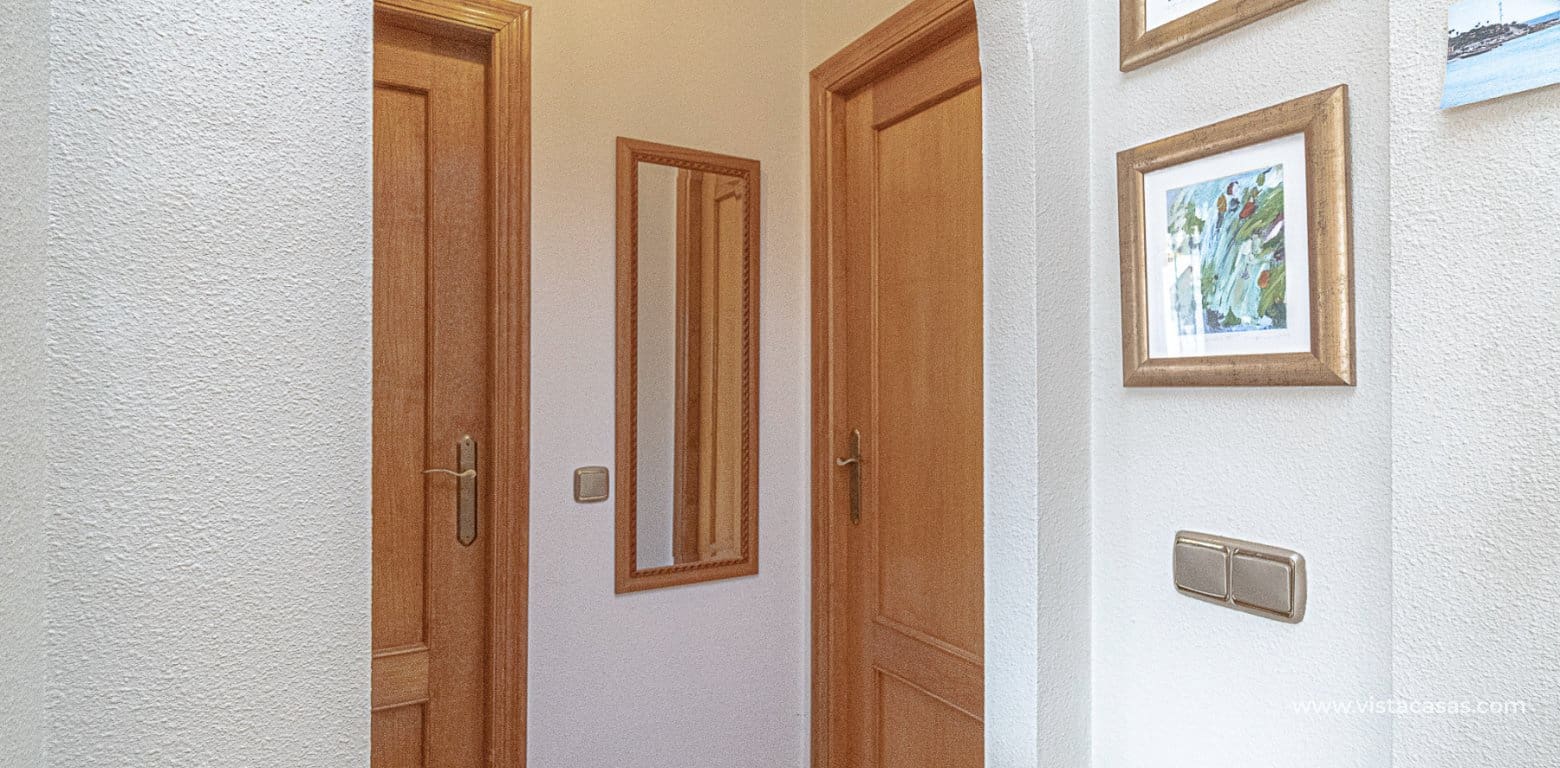 2 sypialnia Bungalow na sprzedaż w La Zenia - 185 000 € (Ref: 9579164)