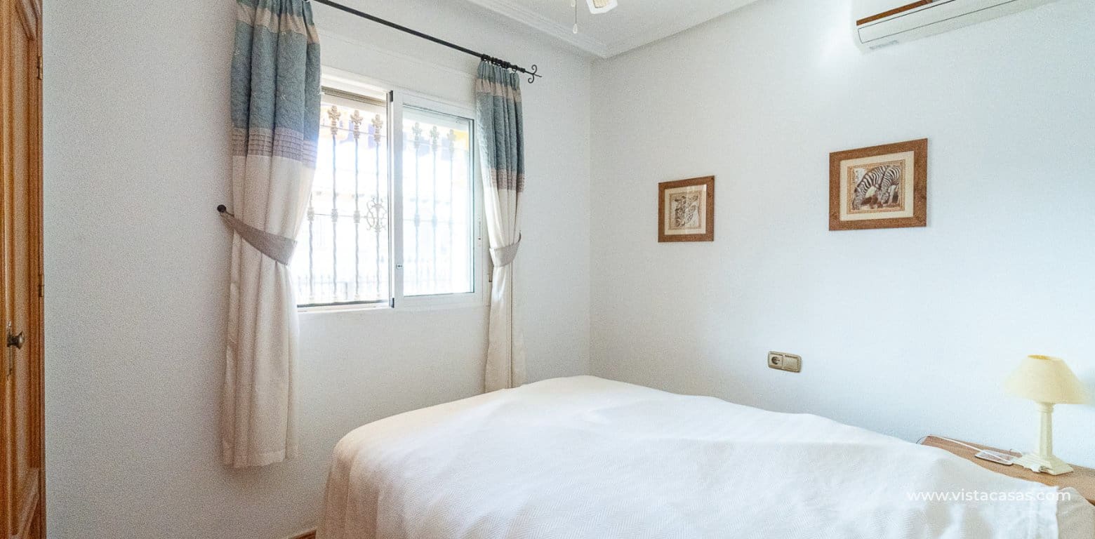 2 sypialnia Bungalow na sprzedaż w La Zenia - 185 000 € (Ref: 9579164)