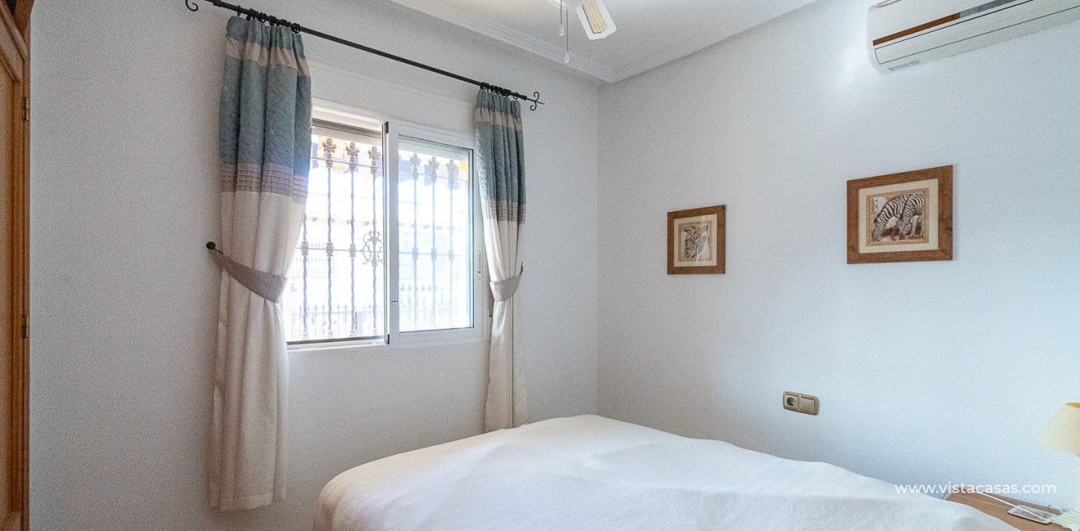 2 sypialnia Bungalow na sprzedaż w La Zenia - 185 000 € (Ref: 9579164)