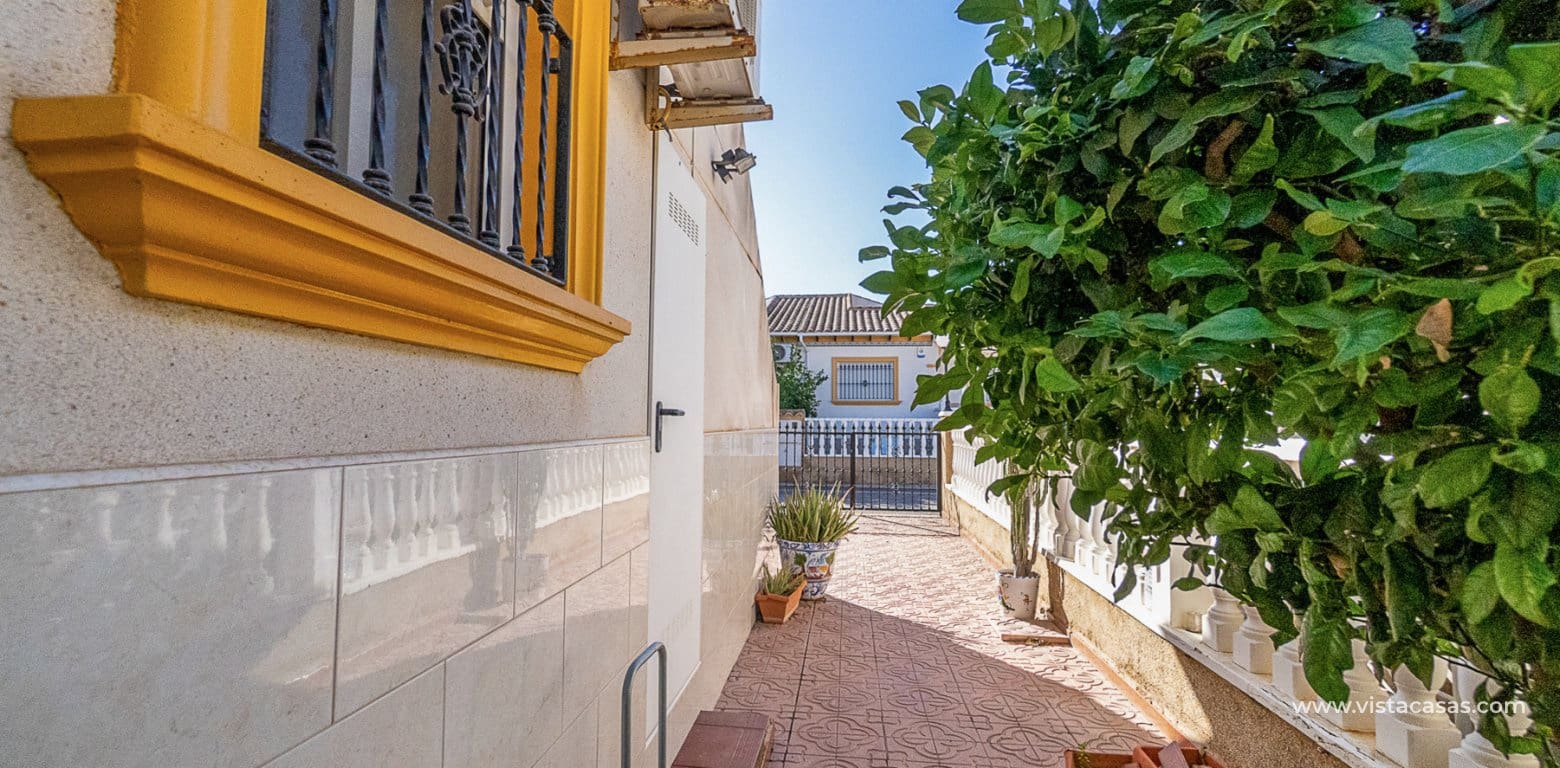 2 sypialnia Bungalow na sprzedaż w La Zenia - 185 000 € (Ref: 9579164)