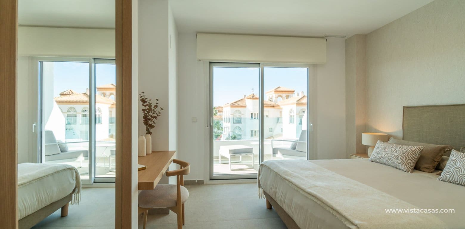 2 Zimmer Apartment zu verkaufen in Playa Flamenca - 339.000 € (Ref: 9583174)