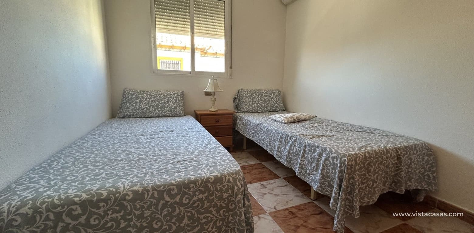 2 slaapkamer Huis te koop in Cabo Roig - € 240.000 (Ref: 9587970)