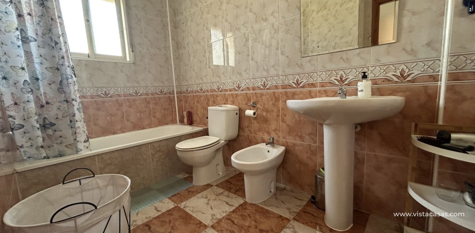 2 slaapkamer Huis te koop in Cabo Roig - € 240.000 (Ref: 9587970)