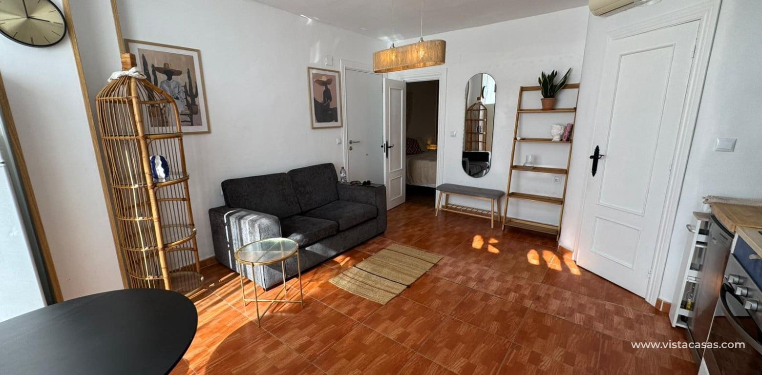 2 bedroom Apartment for sale in Punta Prima - € 132,000 (Ref: 9591902)