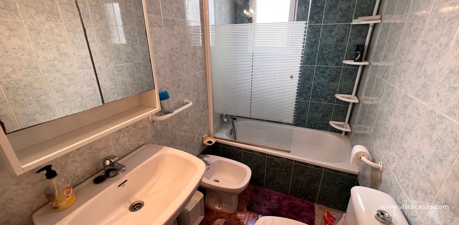 2 soverom Leilighet til salgs i Torrevieja - € 120 000 (Ref: 9594625)