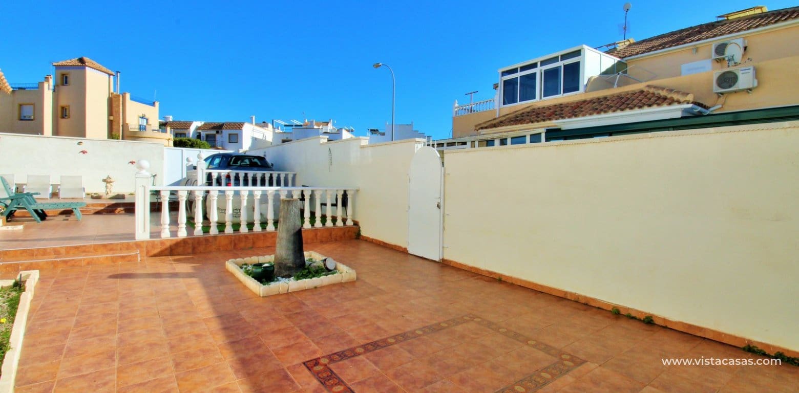 3 Zimmer Haus zu verkaufen in Playa Flamenca mit Pool - 249.000 € (Ref: 9594626)