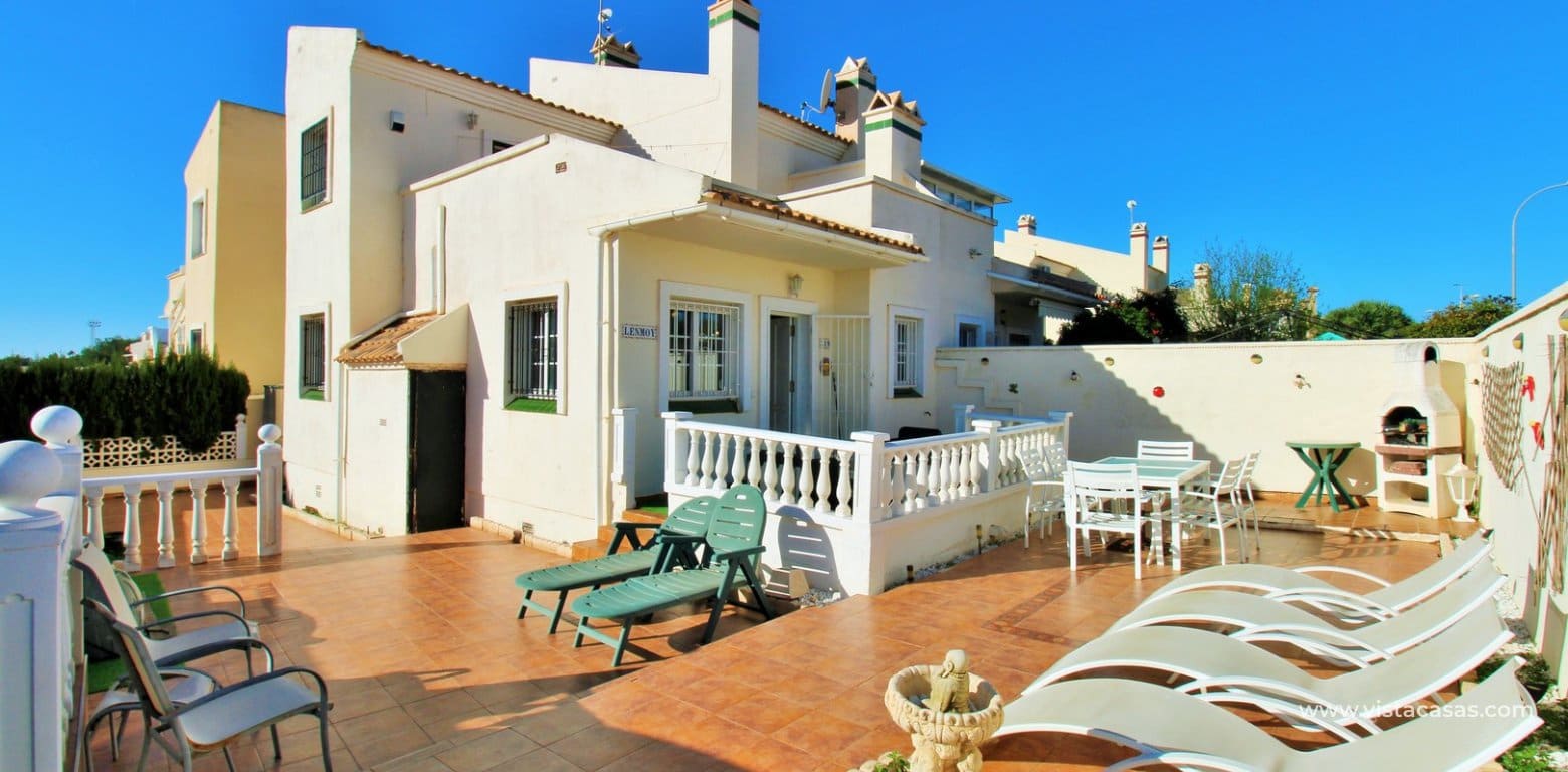 3 Zimmer Haus zu verkaufen in Playa Flamenca mit Pool - 249.000 € (Ref: 9594626)