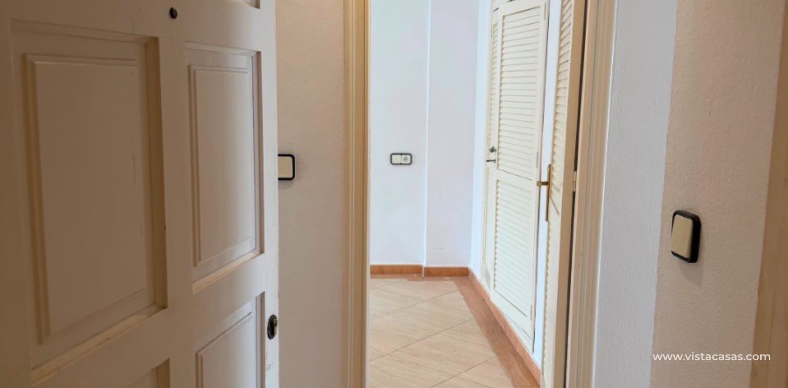 2 soverom Leilighet til salgs i Torrevieja - € 209 900 (Ref: 9599907)