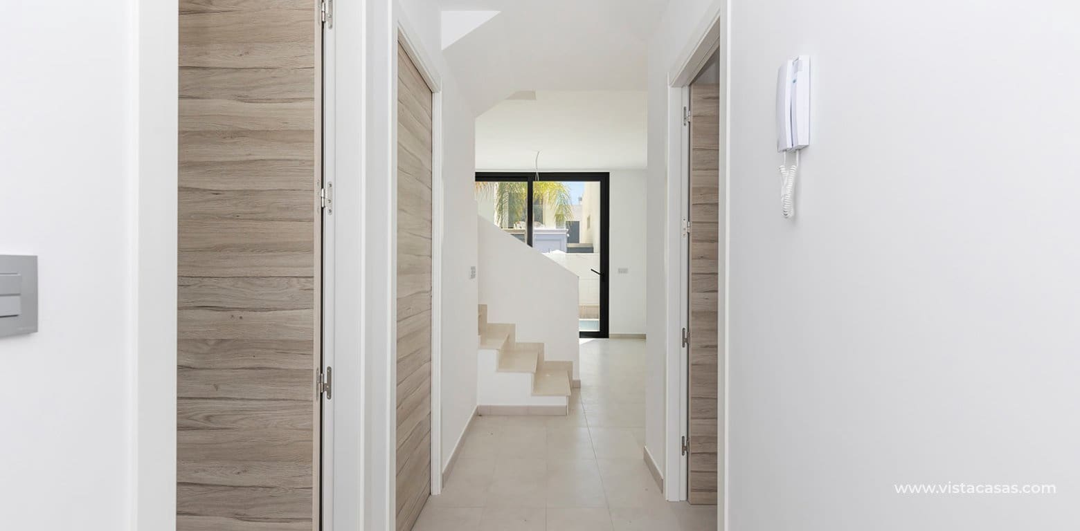 3 makuuhuone Huvila myytävänä paikassa Villamartin - 319 000 € (Ref: 9599908)