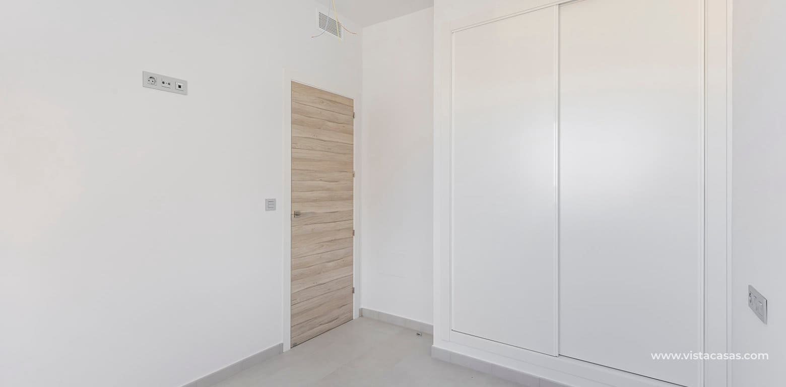 3 makuuhuone Huvila myytävänä paikassa Villamartin - 319 000 € (Ref: 9599908)