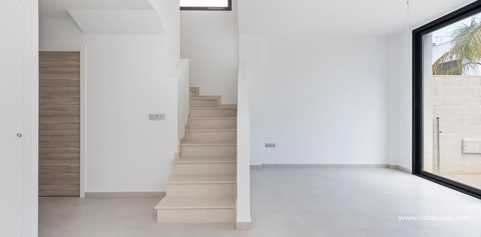 3 makuuhuone Huvila myytävänä paikassa Villamartin - 319 000 € (Ref: 9599908)