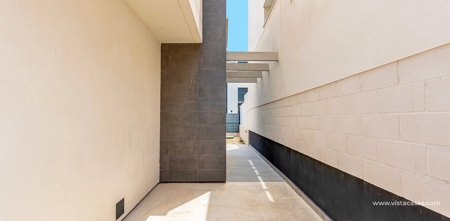 3 makuuhuone Huvila myytävänä paikassa Villamartin - 319 000 € (Ref: 9599908)