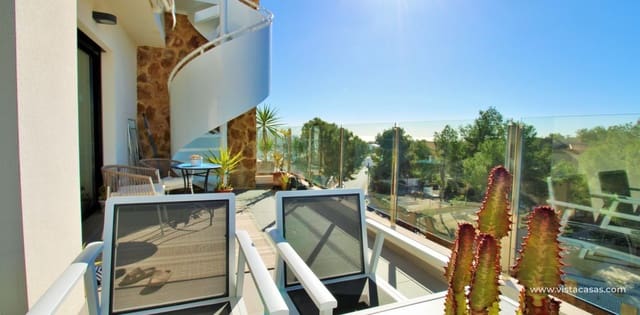 Apartamento de 2 habitaciones en Villamartin, Orihuela en venta con piscina - 299.000 € (Ref: 9602418)