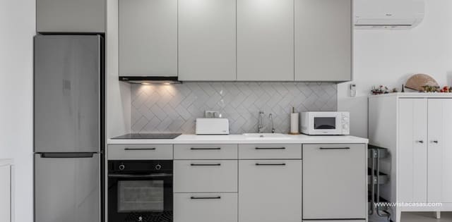 2 slaapkamer Appartement te koop in San Miguel de Salinas - € 189.000 (Ref: 9602419)