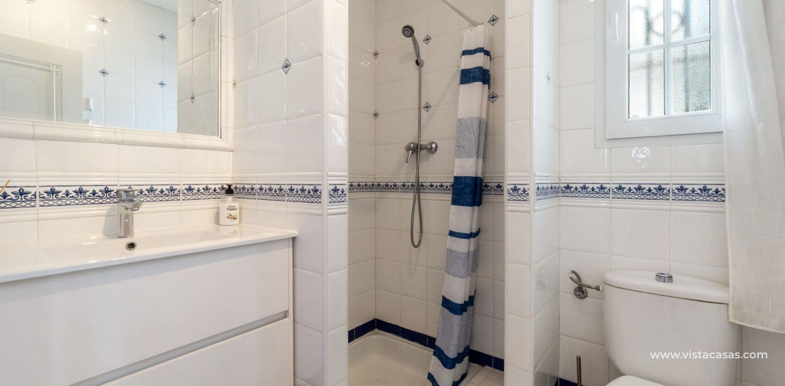 3 makuuhuone Huvila myytävänä paikassa Villamartin - 359 000 € (Ref: 9608321)