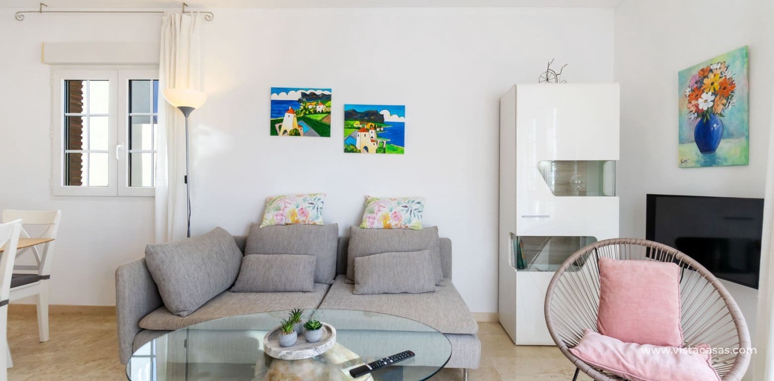 3 makuuhuone Huvila myytävänä paikassa Villamartin - 359 000 € (Ref: 9608321)