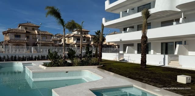 2 bedroom Apartment for sale in Cabo Roig, Orihuela - € 399,000 (Ref: 9611894)
