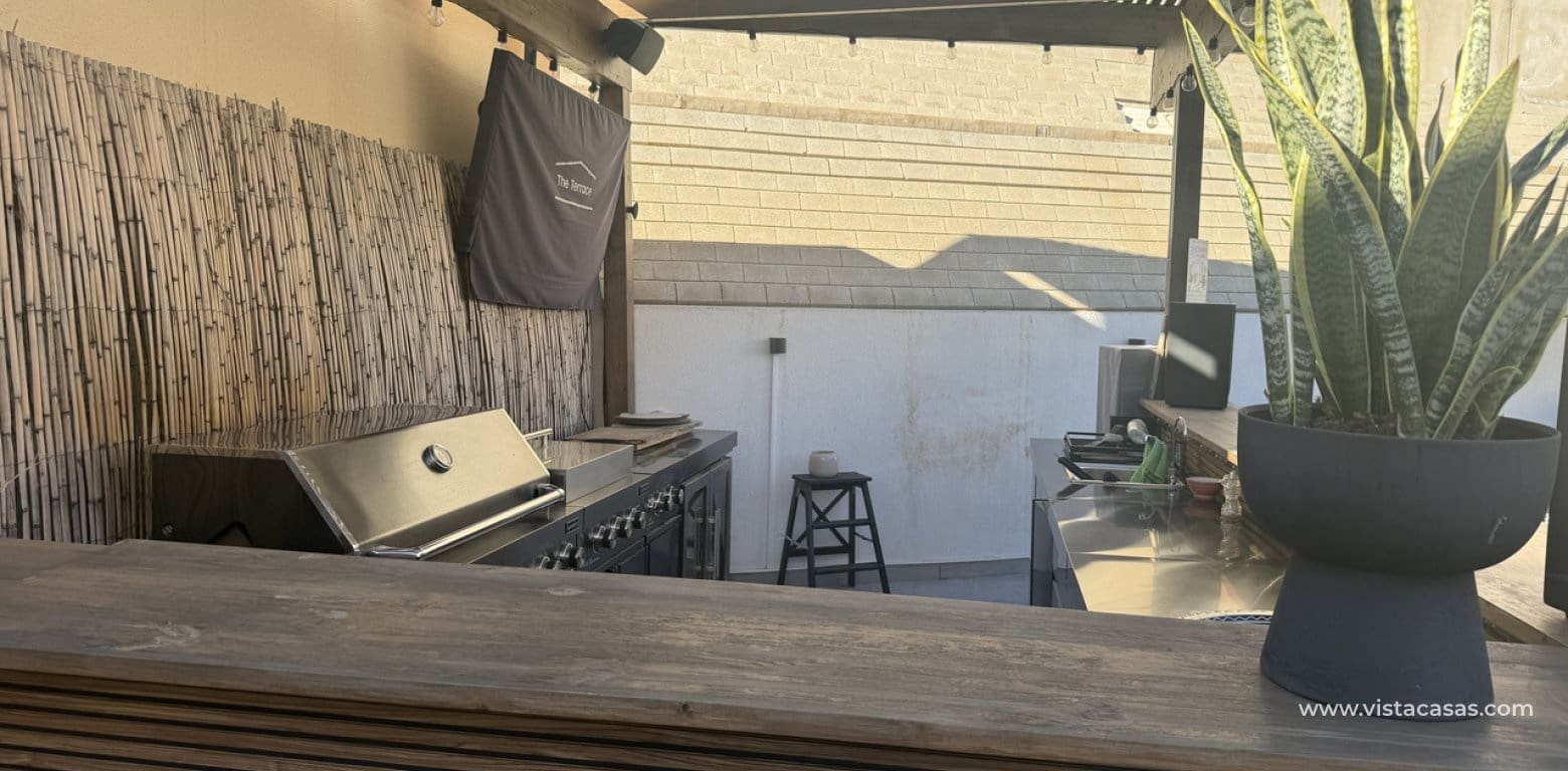 3 bedroom Villa for sale in La Zenia - € 499,999 (Ref: 9616830)