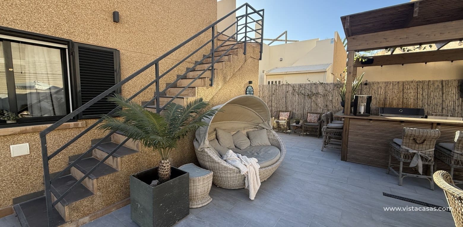 3 bedroom Villa for sale in La Zenia - € 499,999 (Ref: 9616830)