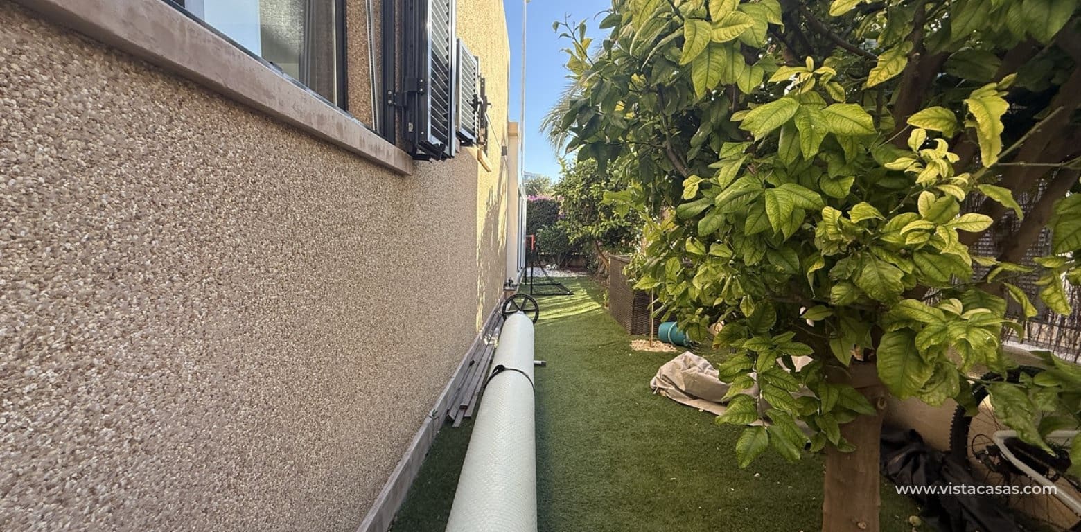 3 bedroom Villa for sale in La Zenia - € 499,999 (Ref: 9616830)