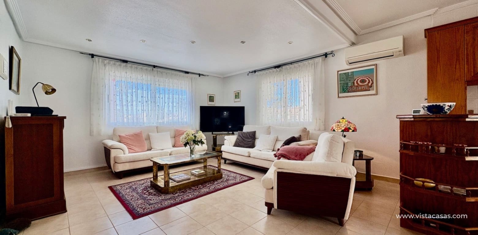 2 quarto Moradia para venda em Villamartin - 245 000 € (Ref: 9619720)