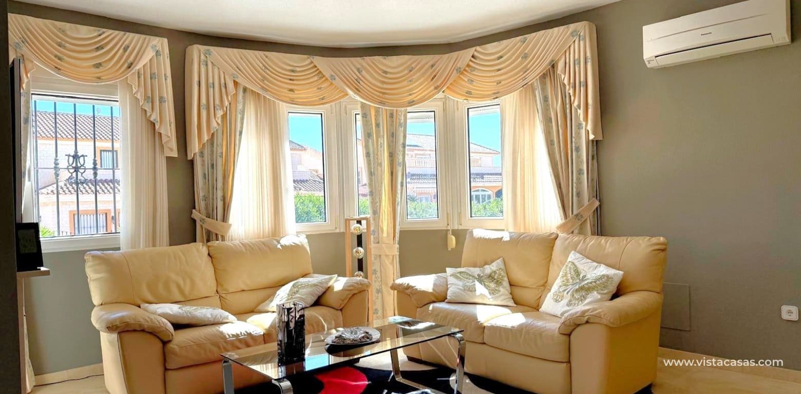 3 bedroom Villa for sale in Villamartin - € 590,000 (Ref: 9619722)