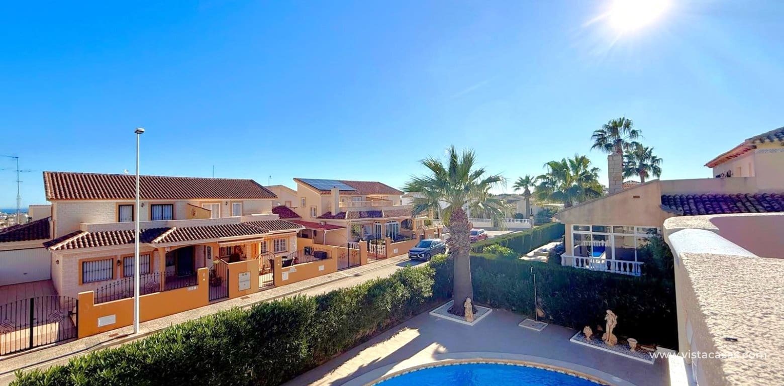 3 bedroom Villa for sale in Villamartin - € 590,000 (Ref: 9619722)