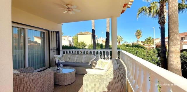 3 bedroom Villa for sale in Villamartin, Orihuela - € 590,000 (Ref: 9619722)