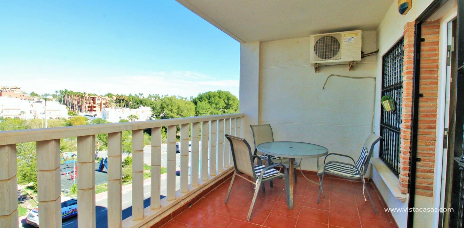 2 bedroom Apartment for sale in Villamartin with pool - € 124,900 (Ref: 9620649)