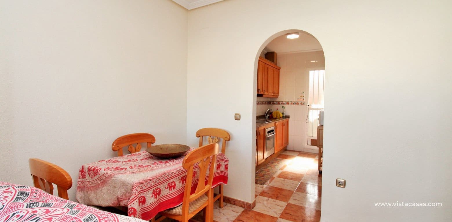 2 bedroom Apartment for sale in Villamartin with pool - € 124,900 (Ref: 9620649)
