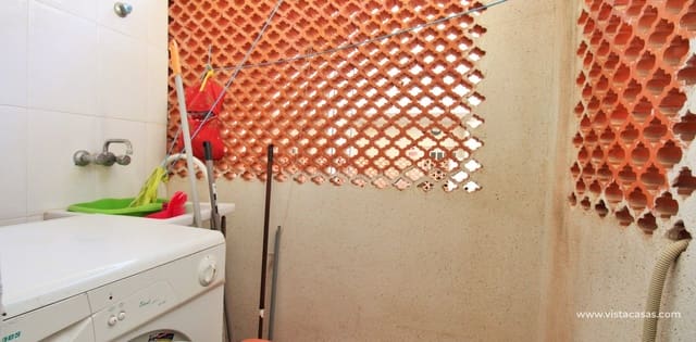 2 bedroom Apartment for sale in Villamartin, Orihuela with pool - € 124,900 (Ref: 9620649)