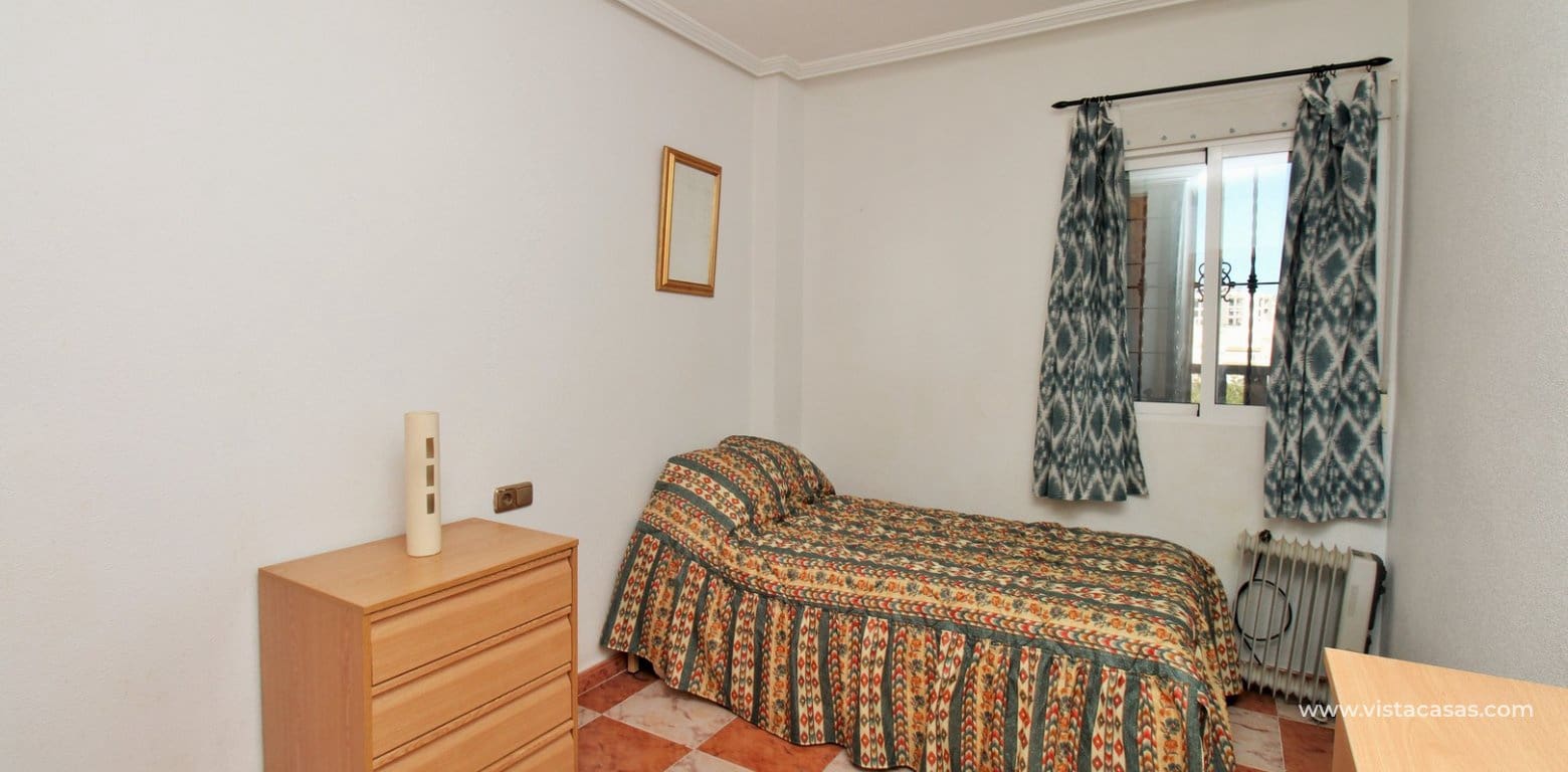 2 bedroom Apartment for sale in Villamartin with pool - € 124,900 (Ref: 9620649)