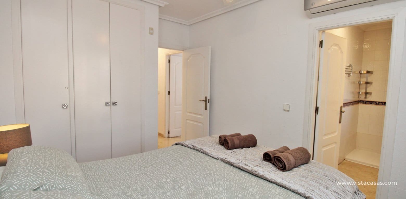 2 Zimmer Apartment zu verkaufen in Villamartin mit Pool - 184.900 € (Ref: 9625311)