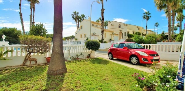4 bedroom Townhouse for sale in Villamartin, Orihuela with pool - € 295,000 (Ref: 9626347)